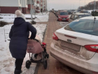 Ростовчане встали на сторону автовладельца и раскритиковали молодую маму