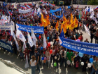 Первомайское шествие в Ростове сняли на видео с интересных ракурсов