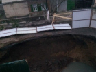 Жители Таганрога задыхаются от запаха нечистот из прорвавшейся канализации