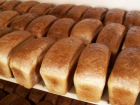 Азовчане устроили давку из-за бесплатного поминального хлеба 
