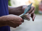 Сотрудница колледжа в Шахтах попалась на взятке от студента