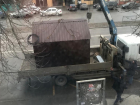 В Ростове снесли незаконный ларек, на который жаловались жители