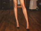 Обнаженные ноги невероятной длины показала в ростовском ресторане эффектная брюнетка 