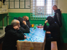 Порадовать запрещенными таблетками решил мужчина заключенного в Ростовской области