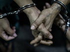 Маскировавшиеся под полицейских торговцы секс-рабынями в Ростове пошли под суд