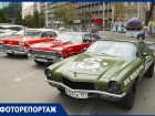 «Машина — это роскошь»: в Ростове прошла выставка ретроавтомобилей