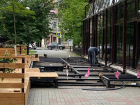 В центре Ростова летнее кафе демонтировали после жалоб горожан