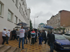 Предприниматели рынков «Атлант» съехались к зданию правительства Ростовской области