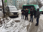 Зимние и спортивные проблемы Первомайского района Ростова попытались решить в выходной день чиновники