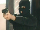 За два часа молниеносные бандиты с пистолетом ограбили аптеку и магазин в Ростове