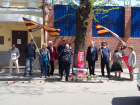 В Ростове активисты у стен украинского консульства  отметили годовщину трагедии в Одессе