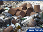 «Администрация ничего не видит и не слышит»: ростовчане пожаловались на вонь и мусор на детских площадках