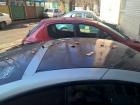 Кастрюлю с креветками вывалили из окна на автомобиль соседа жители Ростова