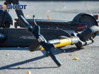 На пешеходном переходе самокатчик сбил двухлетнюю девочку