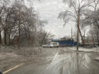 Жители Ростова продолжают активно жаловаться на гололед и аварийные ситуации