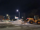 Власти Ростова за ночь вывезли с улиц города 6 тысяч кубометров снега