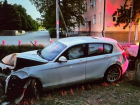 В Каменске-Шахтинском 16-летний парень попал в больницу после ДТП с деревом