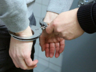 Наглого грабителя-рецидивиста, дважды за вечер обокравшего мужчину, задержали в Ростовской области