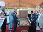 Уникальный ковчег с мощами 43 святых привезли в Ростов