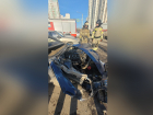 В Ростове на Левенцовке произошло серьезное ДТП с BMW и грузовиком