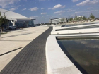 Спустя 3 месяца работы новый фонтан в аэропорту Ростова превратился в смердящее болото