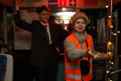 Незабываемое новогоднее приключение для ростовчан: спектакль в настоящем трамвае