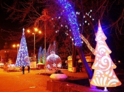 Яркими огнями засияют улицы Ростова в первый день зимы