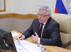 Василий Голубев признался, что носит костюмы от фабрики «Большевичка»