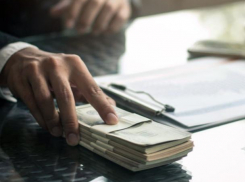 Заместитель гендиректора авиазавода в Ростове предстанет перед судом