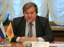 Депутат Госдумы РФ потребовал генпрокуратуру проверить законность обязательной вакцинации в Ростовской области