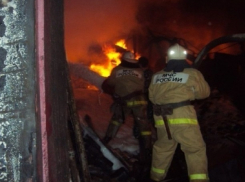 В Ростове-на-Дону случился пожар в жилом одноэтажном доме 