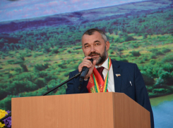 Ростовский депутат, прошедший путь от водителя до гендиректора завода, зарабатывает 100 тысяч в месяц