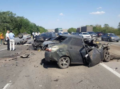 Жуткая авария со смертельным исходом попала на видео в Ростовской области