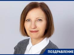 Талантливого воспитателя Светлану Гончарову с днем рождения поздравляют воспитанники и их родители