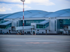Уже шесть рейсов ушли на запасные аэродромы из-за погоды в Ростове