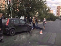 В Ростове-на-Дону на «зебре» иномарка сбила женщину средь бела дня