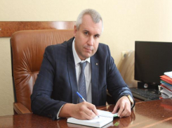 Замглавы Новочеркасска, задержанного за взятку, уволили по требованию прокуратуры