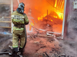 Пожар на рынке «Классик» в Ростове потушили