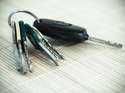 В Новочеркасске ухажер угнал у женщины машину, чтобы покататься