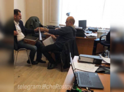 Двух руководителей «Донхлеббанка» приговорили к колонии-поселению