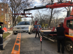 В Ростовской области не хотят эвакуировать автомобили, нарушающие правила парковки