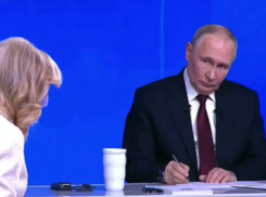 Школьник из Ростовской области спросил у Путина, почему растут цены на булочки