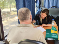 В зоне ЧС в Ростове после атаки БПЛА работает мобильная приемная полиции