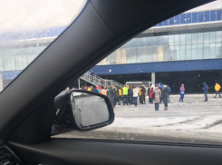 В Ростове прошла срочная эвакуация торгового центра «Мега» 