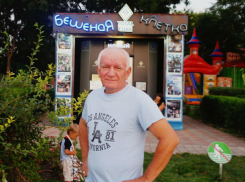 Коллекцию смешных этикеток 30 лет собирал по стране увлеченный ростовчанин