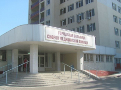 10 врачей БСМП-2 пострадали после того, как полицейские пустили слезоточивый газ