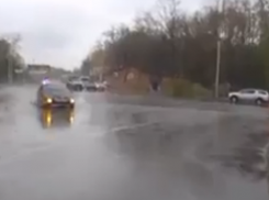 В сети появилось видео страшной аварии в Ростове 