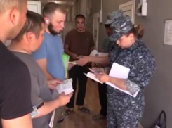 В Ростове на стройке обнаружили 23 нелегальных мигрантов