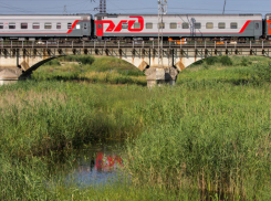 Шесть электричек в Ростовской области изменят расписание