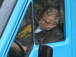 Ростовские водители городского транспорта работают с нарушением режима труда и отдыха 